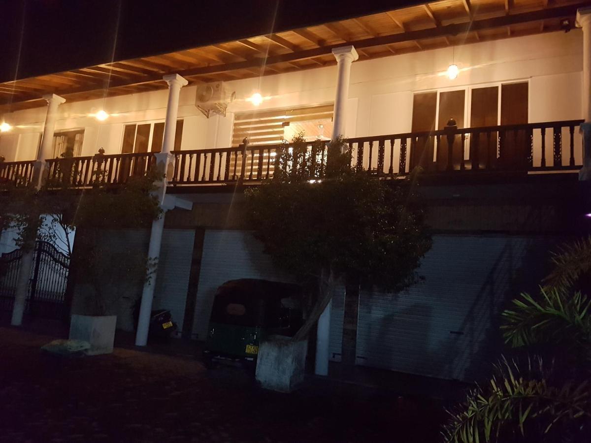 Gg Lodge Mirissa Luaran gambar